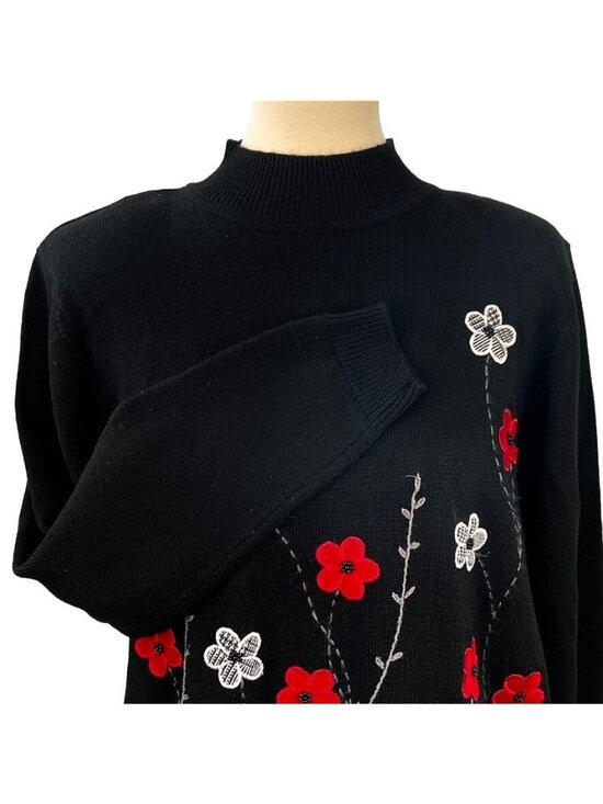 Alfred Dunner Sweaters - Vintage Alfred Dunner Black Embroidered Pullover Sweater Sz M Red White Floral